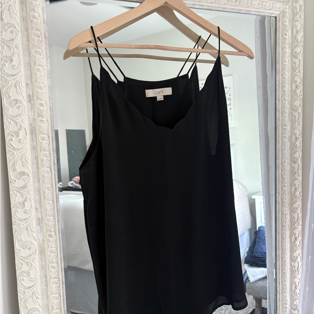 LOFT Scallop Neck Tank Top